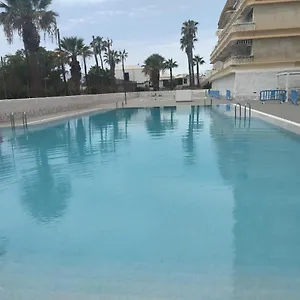apartamento-en-playa-honda.tenerifehoteles.net/